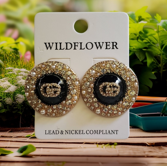 Classic Rhinestone & Pearl Stud Earrings - Picture 1 of 2